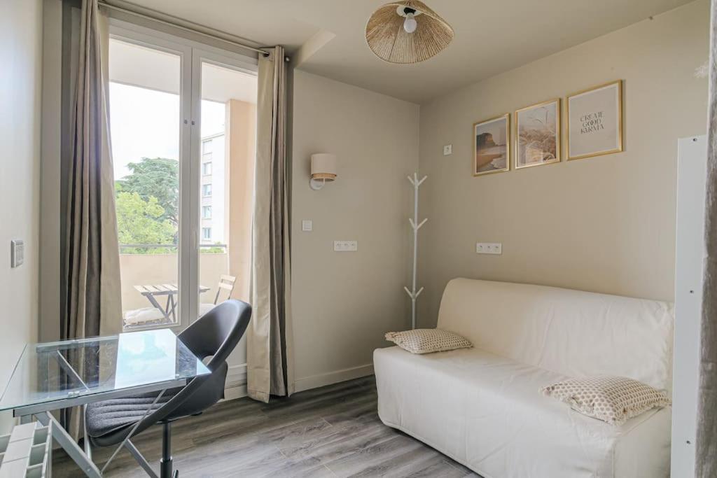 Le Pressense, Ideal Sejour Pro Ou Familiale Venissieux Exterior photo