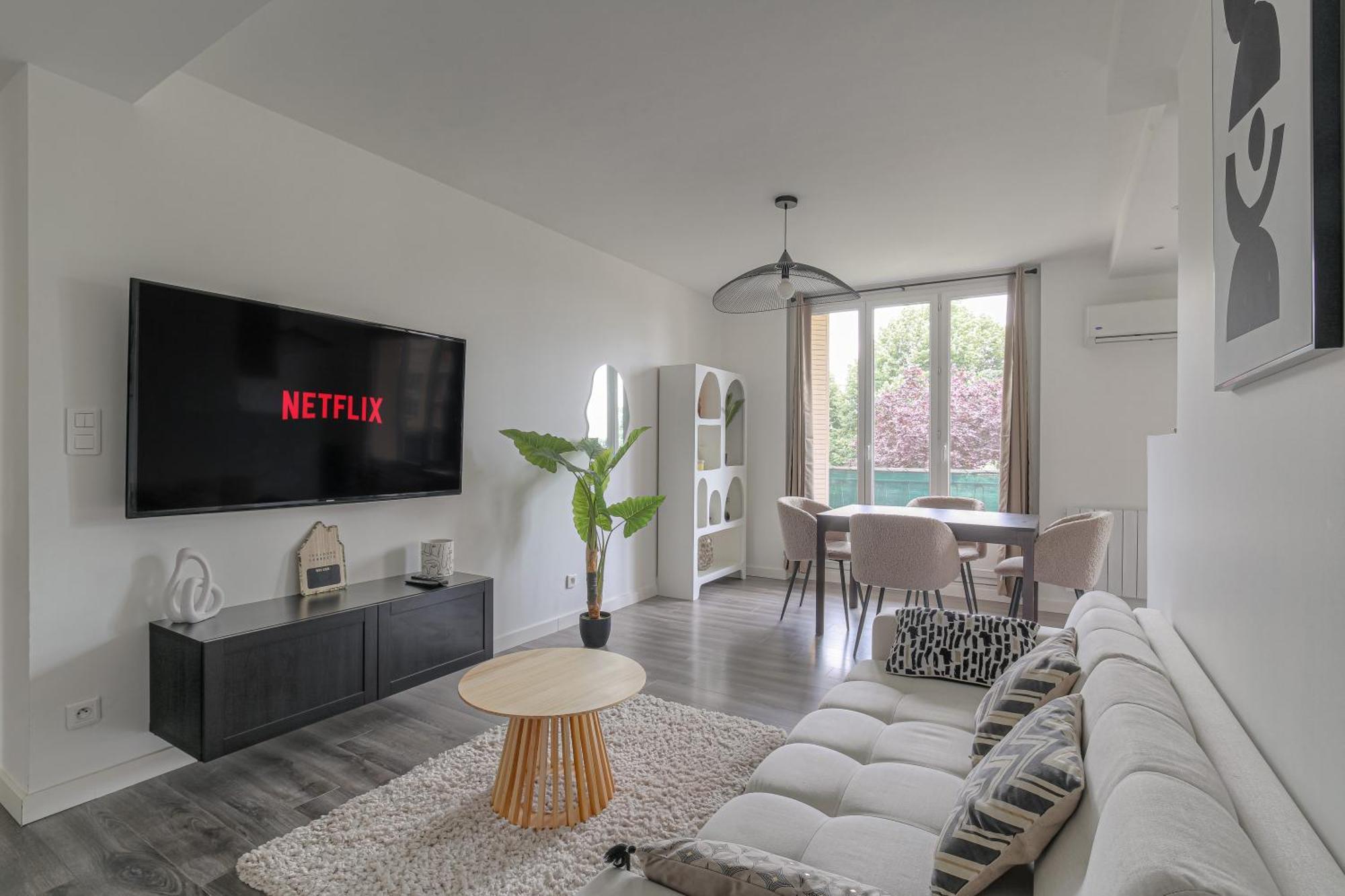 Le Pressense, Ideal Sejour Pro Ou Familiale Venissieux Exterior photo